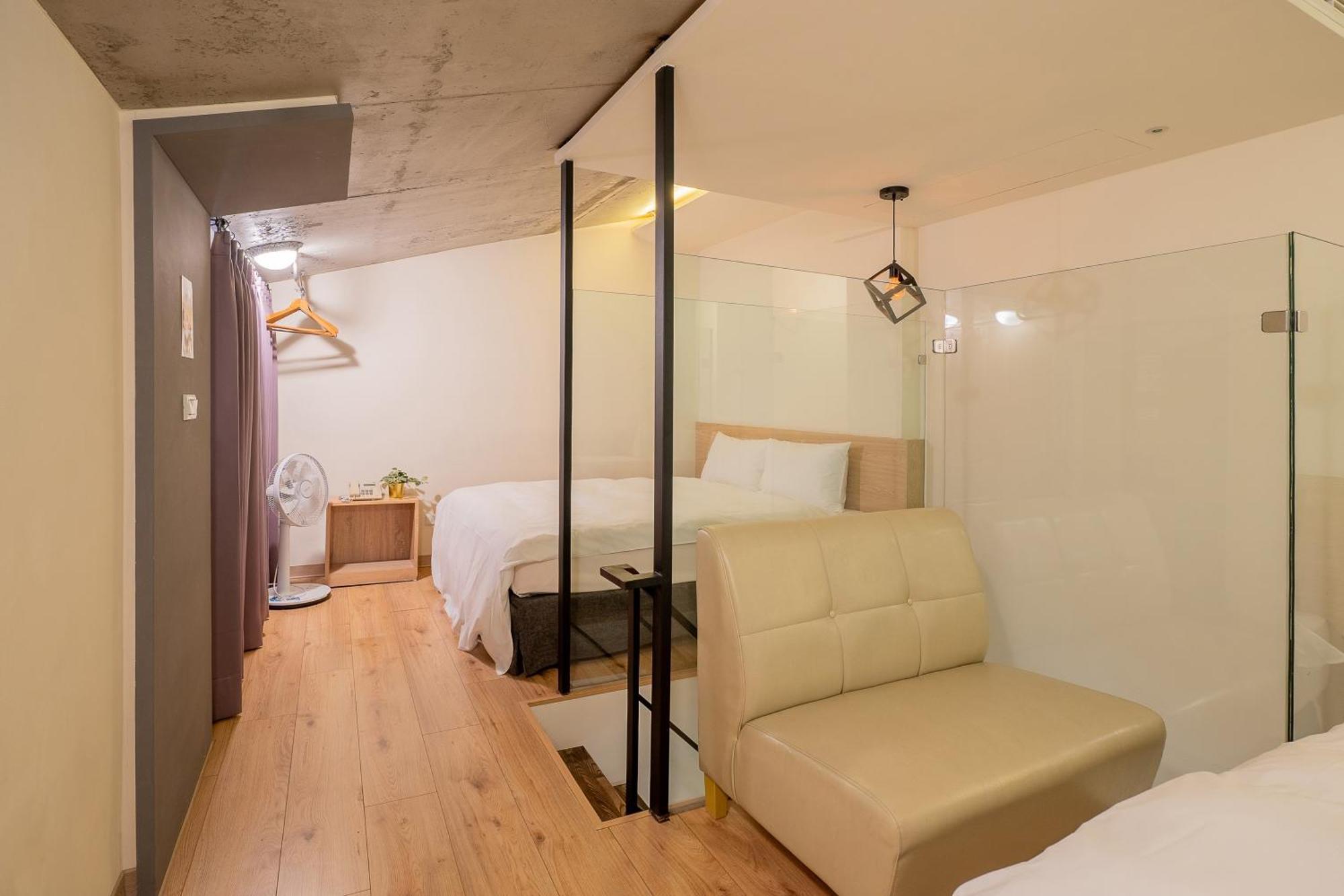 Check Inn Express Taichung Yizhong Экстерьер фото