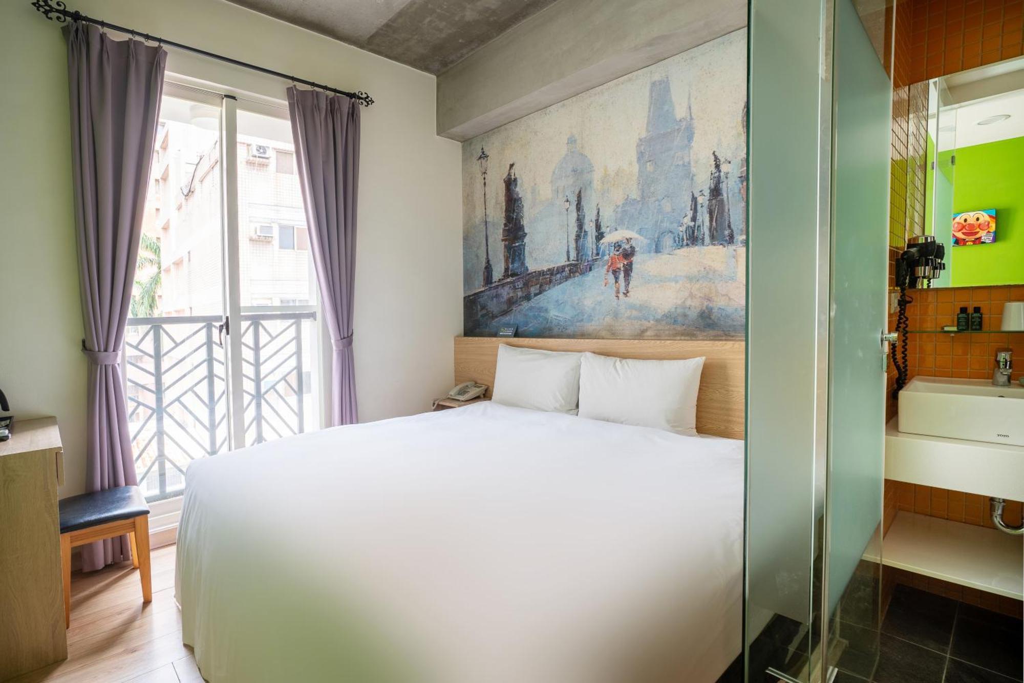 Check Inn Express Taichung Yizhong Экстерьер фото